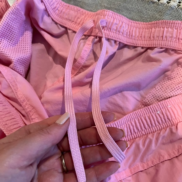 Columbia women’s size XXL Pink Casual Shorts, pockets and drawstring, EUC - Picture 5 of 10